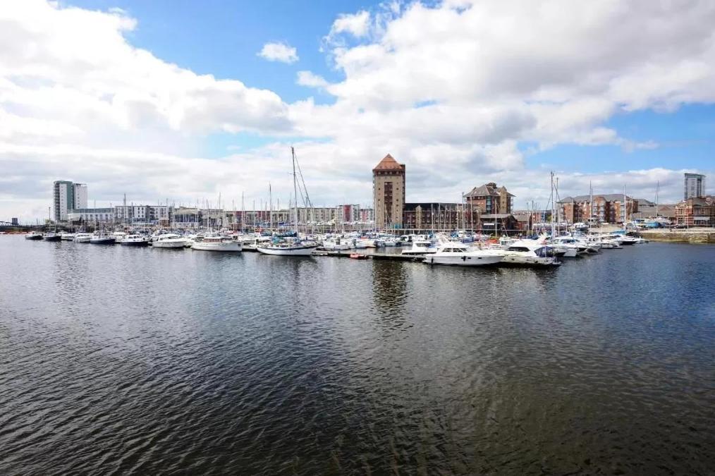 The Observatory By Mia Living 2 Bedroom Apartment Overlooking Swansea Beach With Free Parking Exterior photo