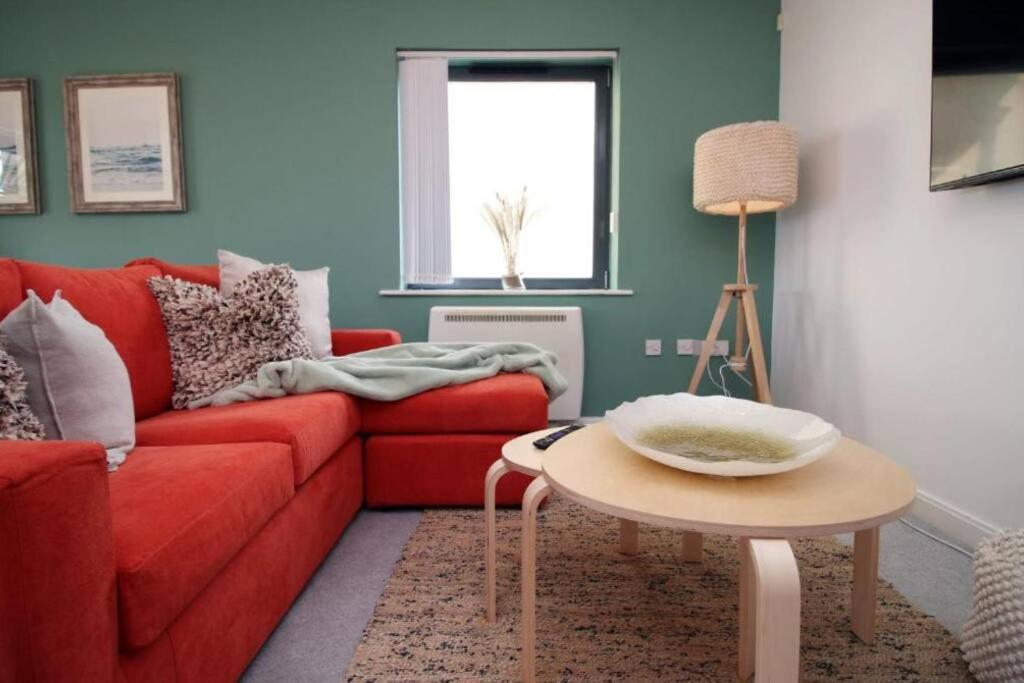The Observatory By Mia Living 2 Bedroom Apartment Overlooking Swansea Beach With Free Parking Exterior photo