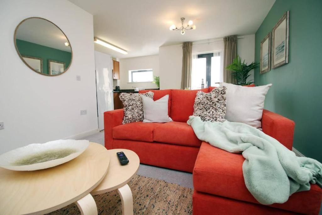 The Observatory By Mia Living 2 Bedroom Apartment Overlooking Swansea Beach With Free Parking Exterior photo